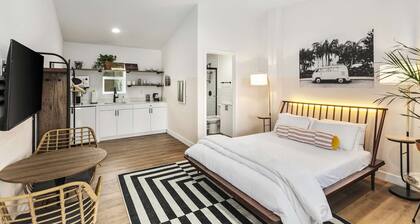 SCH18 · Waiakapuhi Studio suite.ʻoluʻolu pālua