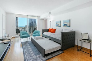 スマートテレビ、卓球台