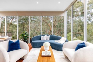 TV connectée, espaces bureaux