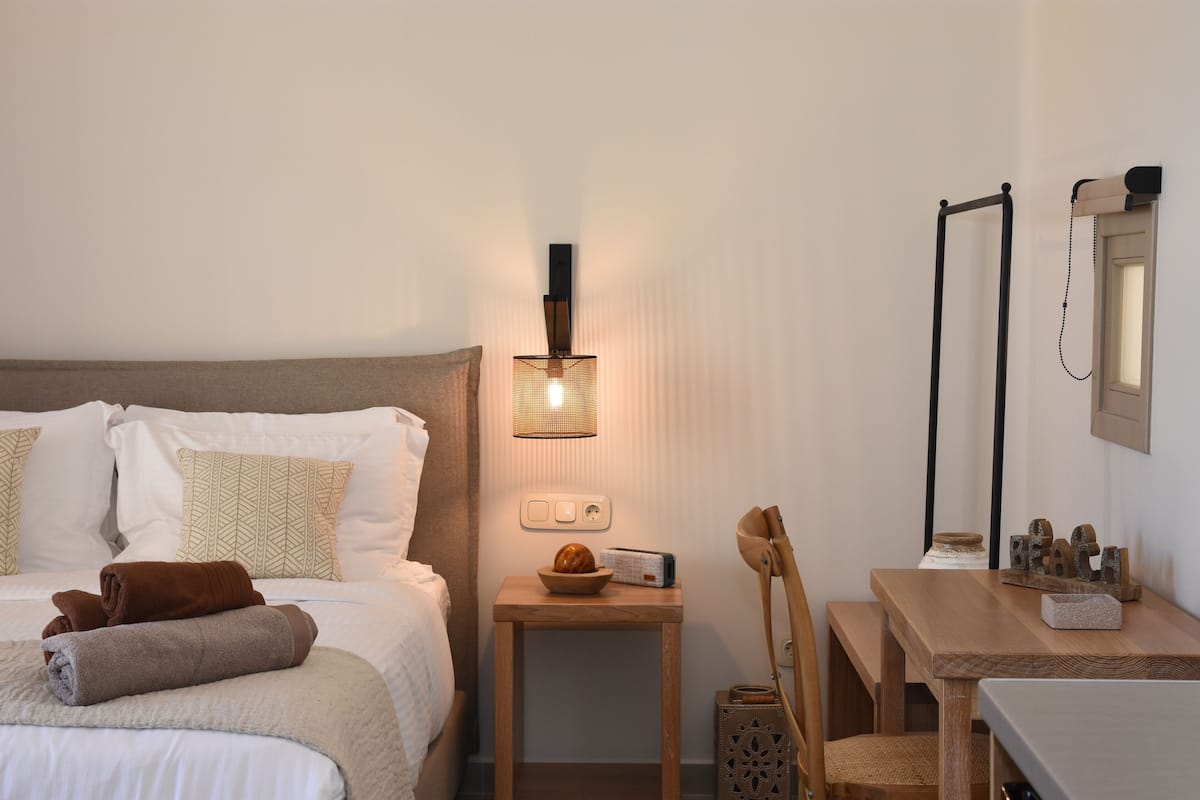 Villa – standard, privat basseng, bakgårdsutsikt | Safe på rommet, wi-fi (inkludert) og sengetøy