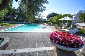 Piscine extérieure