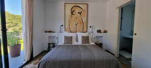 4 Schlafzimmer, Bügeleisen/Bügelbrett, kostenloses WLAN, Bettwäsche