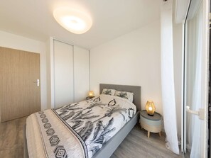 2 bedrooms, wheelchair access