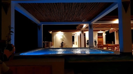 2 outdoor pools, pool umbrellas, sun loungers