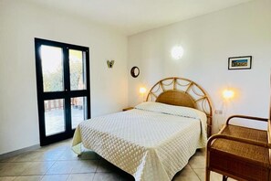 1 Schlafzimmer, Bügeleisen/Bügelbrett