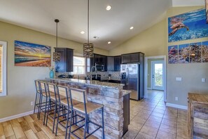 Fridge, microwave, oven, dishwasher - Your Slice of Heaven on Topsail Island (Topsail Beach)
