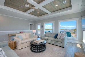 Smart TV, DVD player - Experience luxury at Oak Island's 5-bedroom Pincers Paradise with ocean views! (Oak Island)