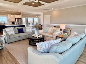 Smart TV, DVD player - Experience luxury at Oak Island's 5-bedroom Pincers Paradise with ocean views! (Oak Island)