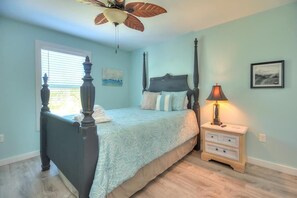 4 slaapkamers, een strijkplank/strijkijzer, gratis wifi, beddengoed