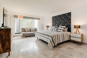 4 Schlafzimmer, Schreibtisch, WLAN, Bettwäsche