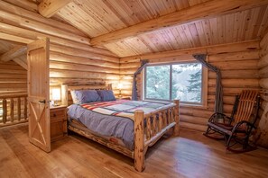 2 soverom, strykejern/-brett, reiseseng for barn og wi-fi (inkludert)