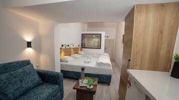 Standard Triple Room | Soundproofing, free WiFi