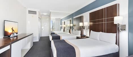 1 Schlafzimmer, Schreibtisch, BĂŒgeleisen/BĂŒgelbrett, WLAN