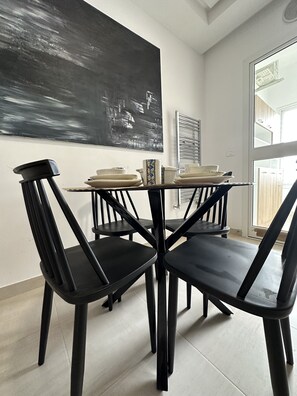 تناول الطعام