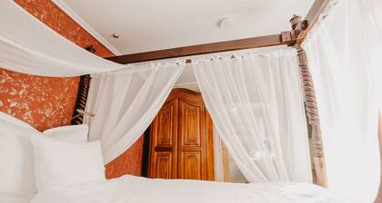 Romantische Ferienwohnung mit Whirlpool an der SĂŒdliche WeinstraĂe