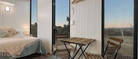 1 habitación y ropa de cama