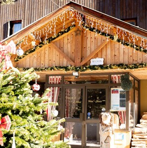 Exterior - Domaine de L'Adoux (Montclar)