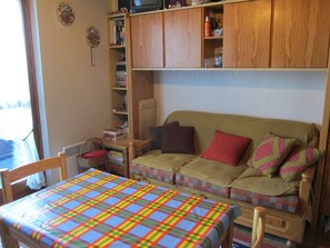 Living area - APARTMENT WITH TERRACE AND PANORAMIC VIEW (Sauze d'Oulx)