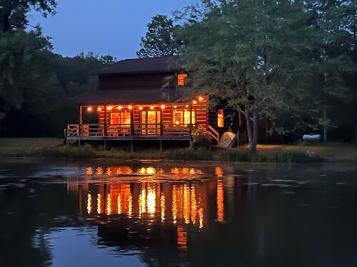 Unique Log Cabin Retreat on 138 Acres, swim, fish, boat, paddleboard, kayak!