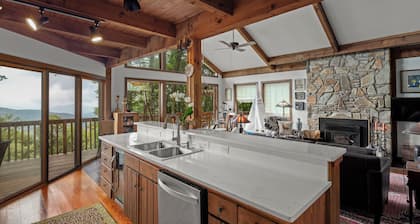 4Bed/4Bath Mountain Retreat in Wolf Laurel CC with 60-mile views.