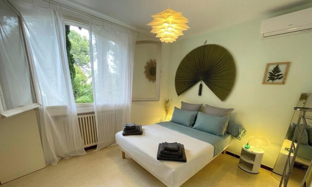 3 bedrooms, WiFi, bed sheets