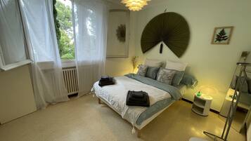 3 bedrooms, WiFi, bed sheets