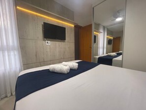 1 bedroom, iron/ironing board, internet, bed sheets
