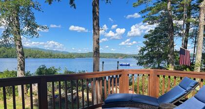 Lake Winni Waterfront Whortleberry Island Cottage, Private Beach, BOAT Required