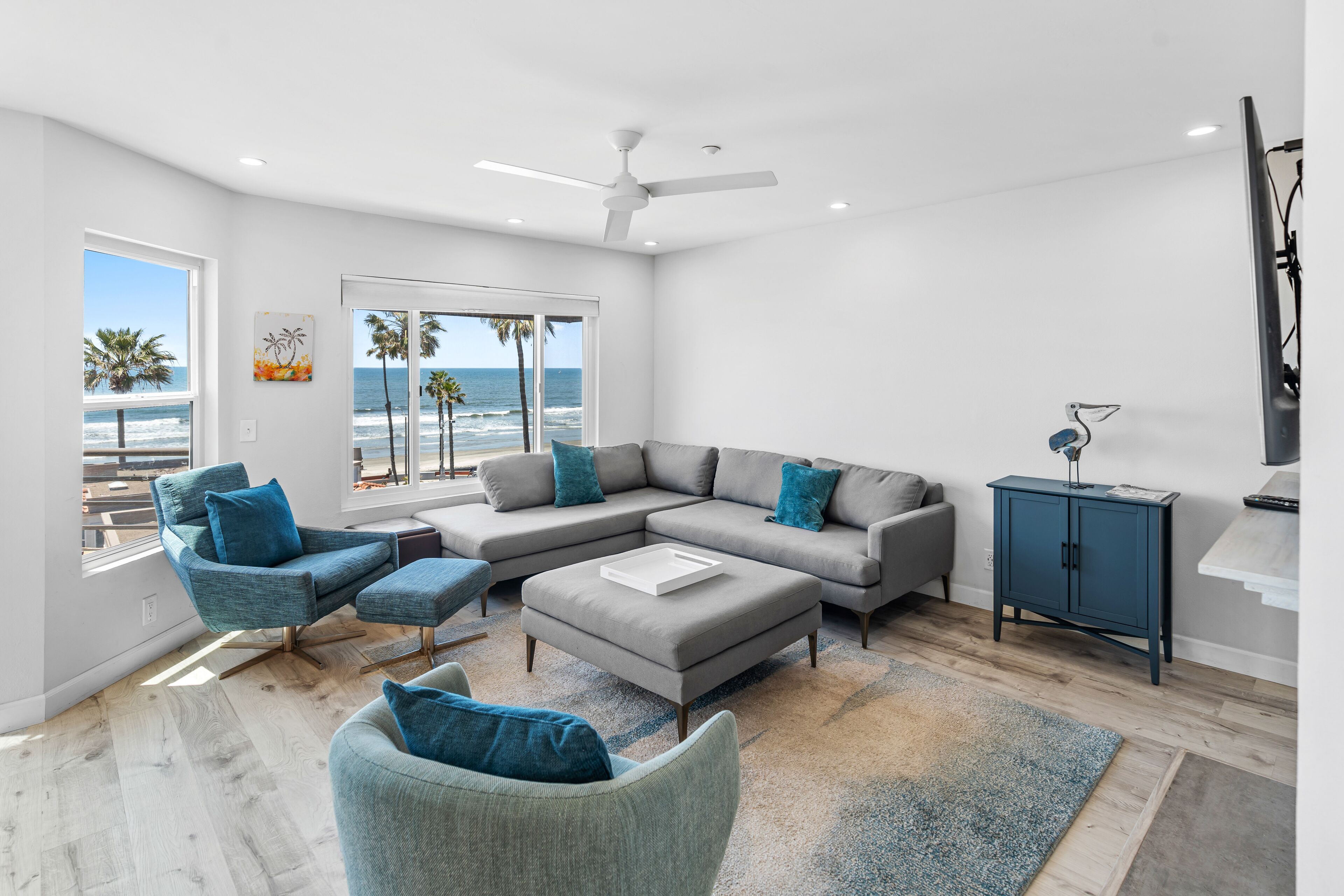 Inviting oceanfront condo, dog-friendly, with hot tub, balcony, & W/D