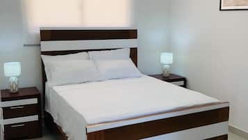 3 bedrooms, iron/ironing board, free WiFi