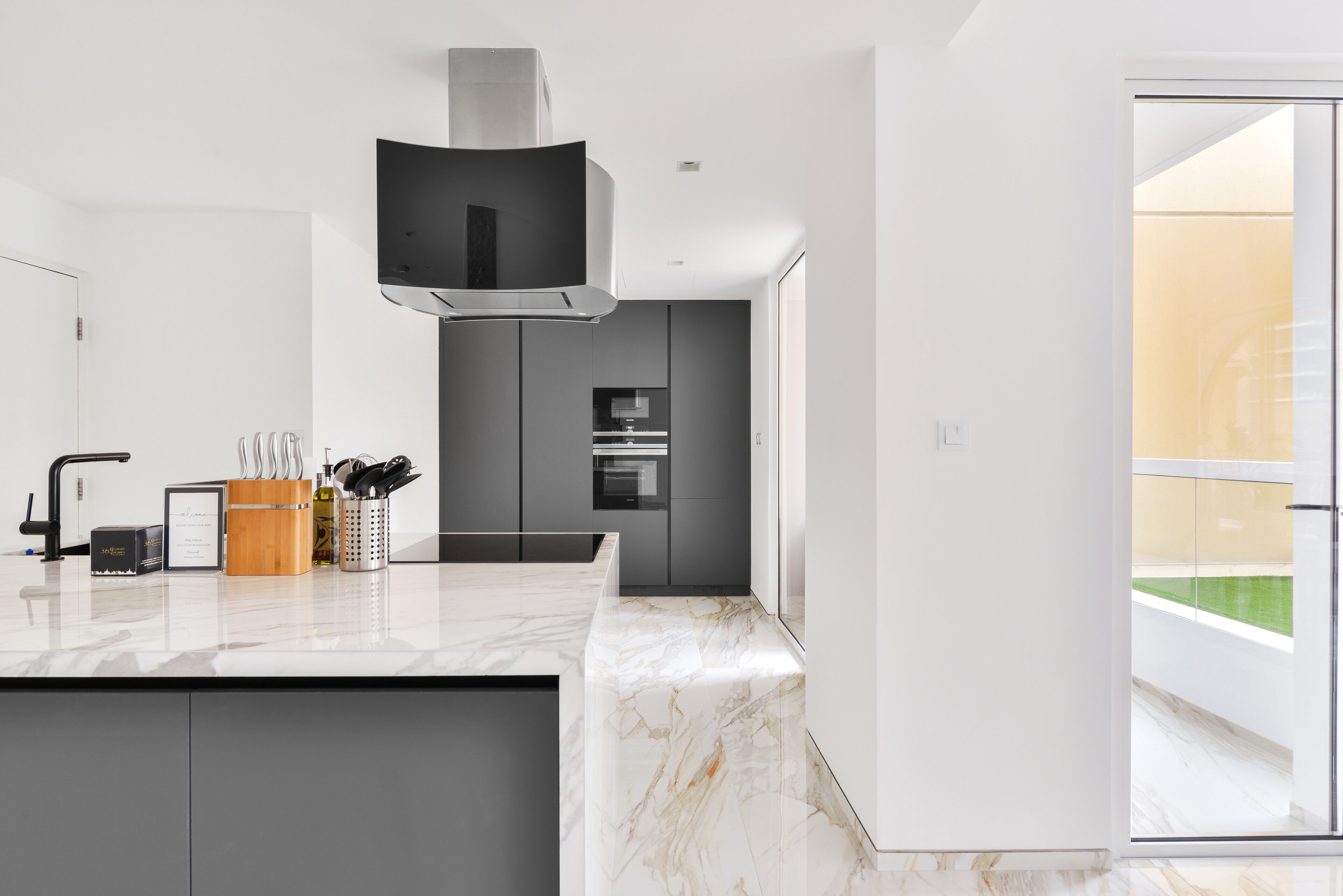 Luxury Apartment, 1 Bedroom, Balcony | Private kitchen | Full-size fridge, microwave, oven, stovetop