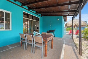 Outdoor dining - Villa katalina in Aruba~ (Oranjestad)