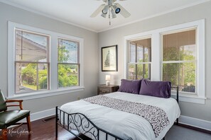 3 室のベッドルーム、WiFi、ベッドシーツ