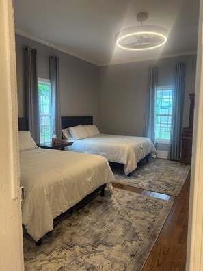 2 bedrooms, desk, iron/ironing board, free WiFi