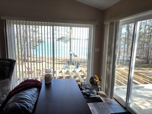 Interior - Peaceful, quaint cabin on Big Wolf Lake in Lewiston (Lewiston)