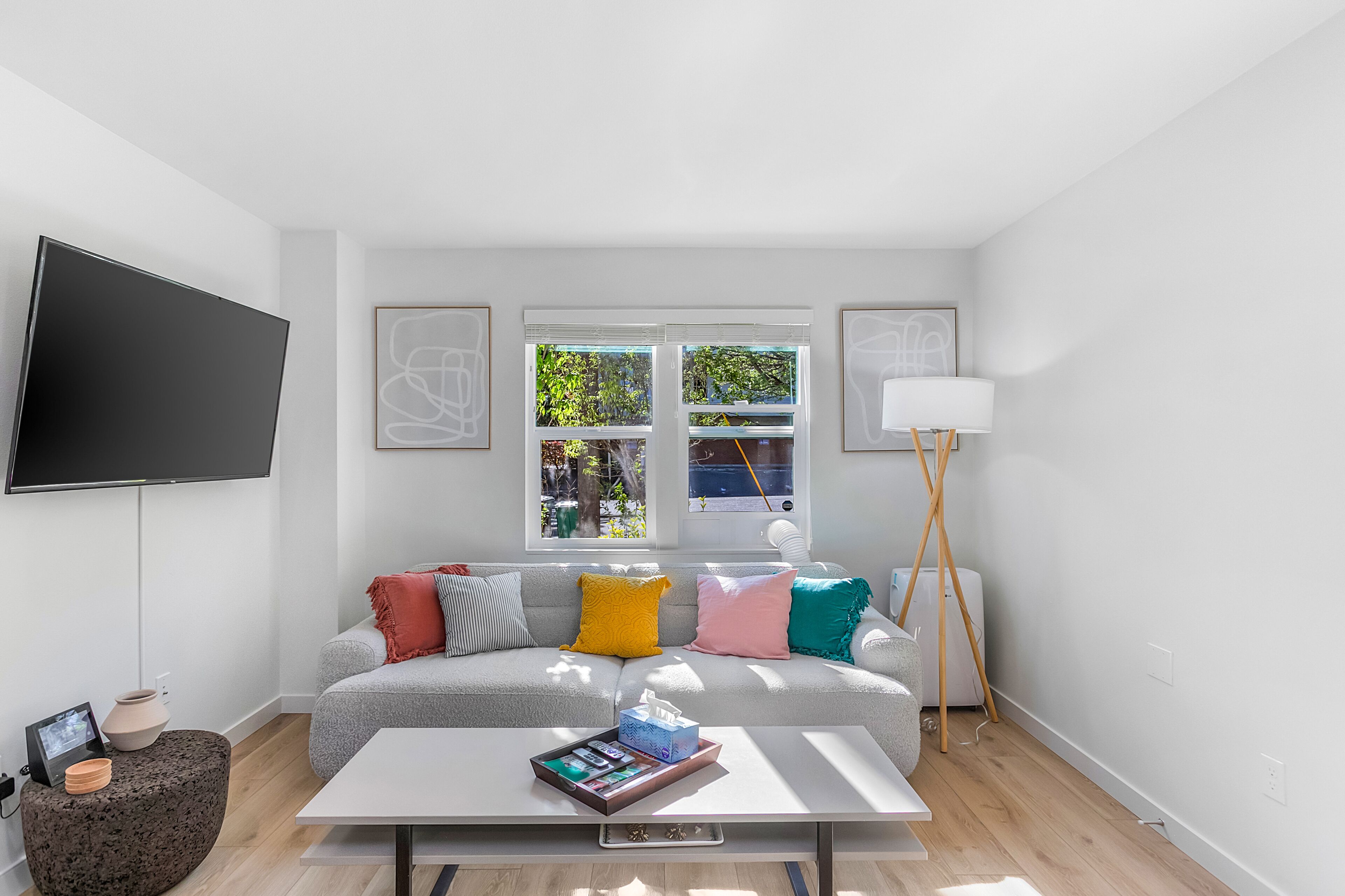 Classic Apartment | In-room dining