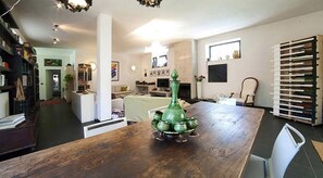 TV connectée, cheminée