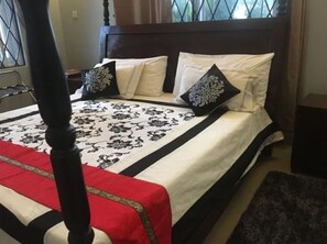 4 chambres, accès à Internet, literie fournie