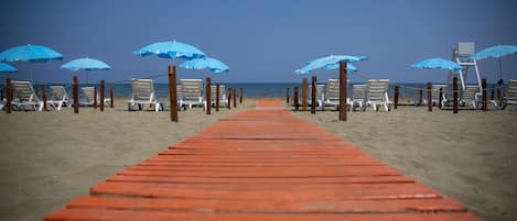 Vlak bij het strand, wit zand