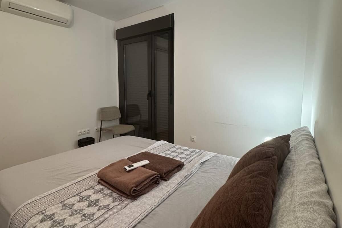 Basic Single Room