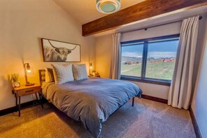 3 chambres, fer et planche à repasser, lit parapluie, Wi-Fi gratuit