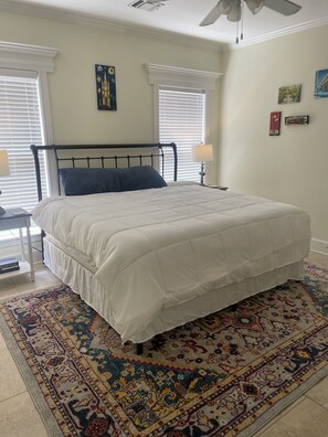 5 chambres, fer et planche à repasser, lit parapluie, Wi-Fi gratuit