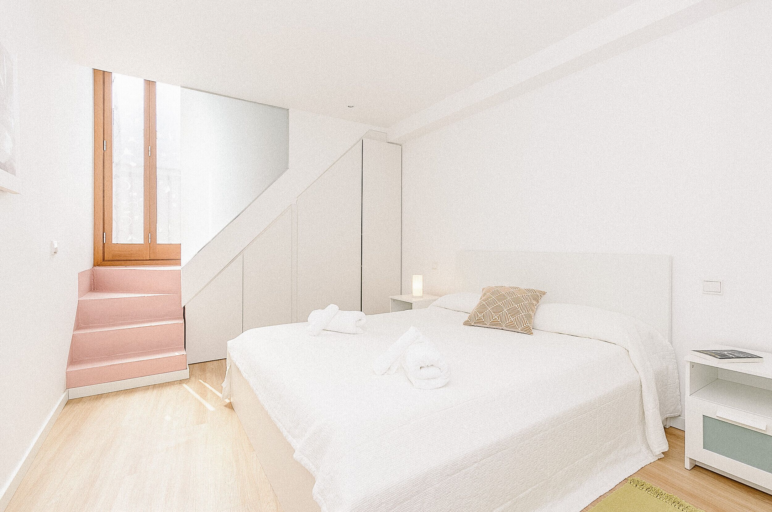 1 habitación, tabla de planchar con plancha, wifi gratis y ropa de cama 