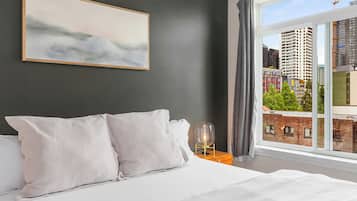 1 bedroom, iron/ironing board, free WiFi
