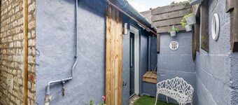 The Harbour Nook - UK44112