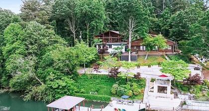 Lake Hickory Trio 3BR Blue Unit