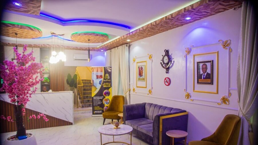 RichVilla Apartments & Hotels