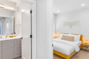 City Apartment - The Sweetest Suite - 91 Walkscore (Seattle)