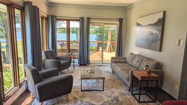 Smart TV, fireplace, foosball, stereo