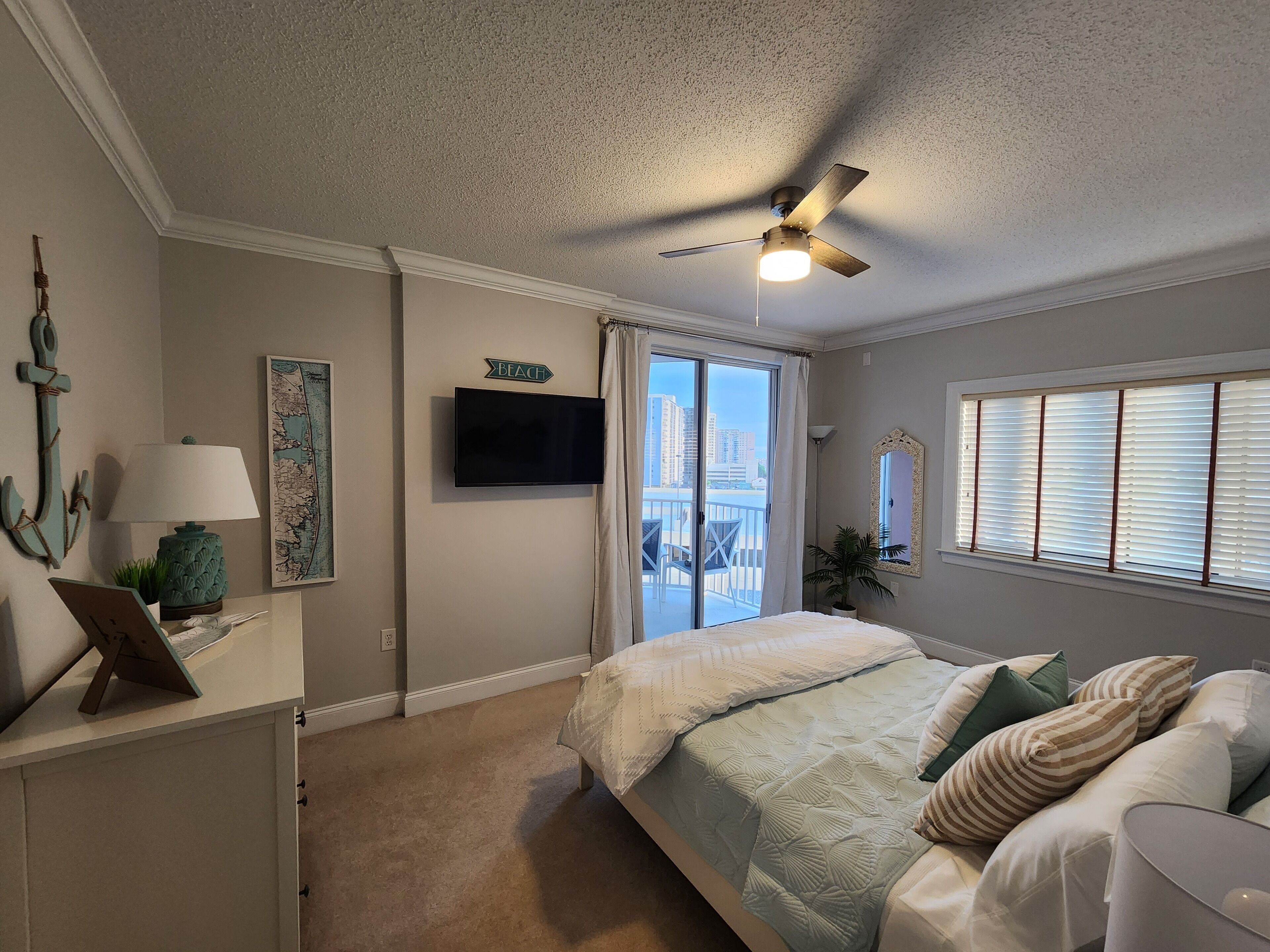 3 عدّة غرف نوم ومكواة/لوح كي وسرير سفر وواي فاي مجانًا